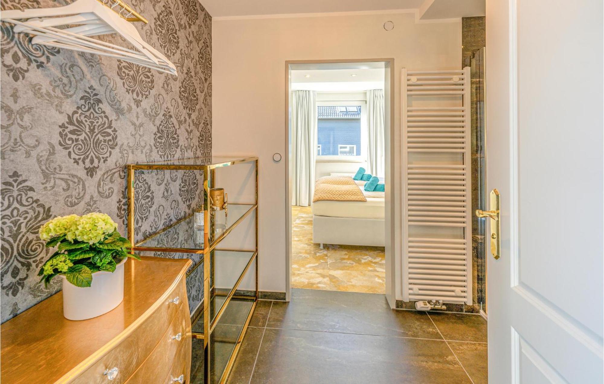 Stunning Apartment In Mettmann With Wifi Екстериор снимка